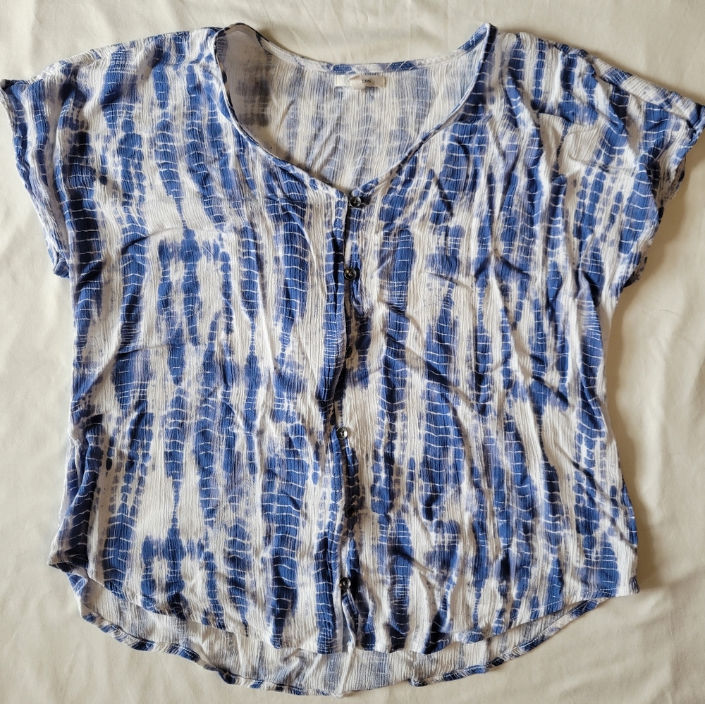 Maurices Blue and White Tie-Dye Blouse